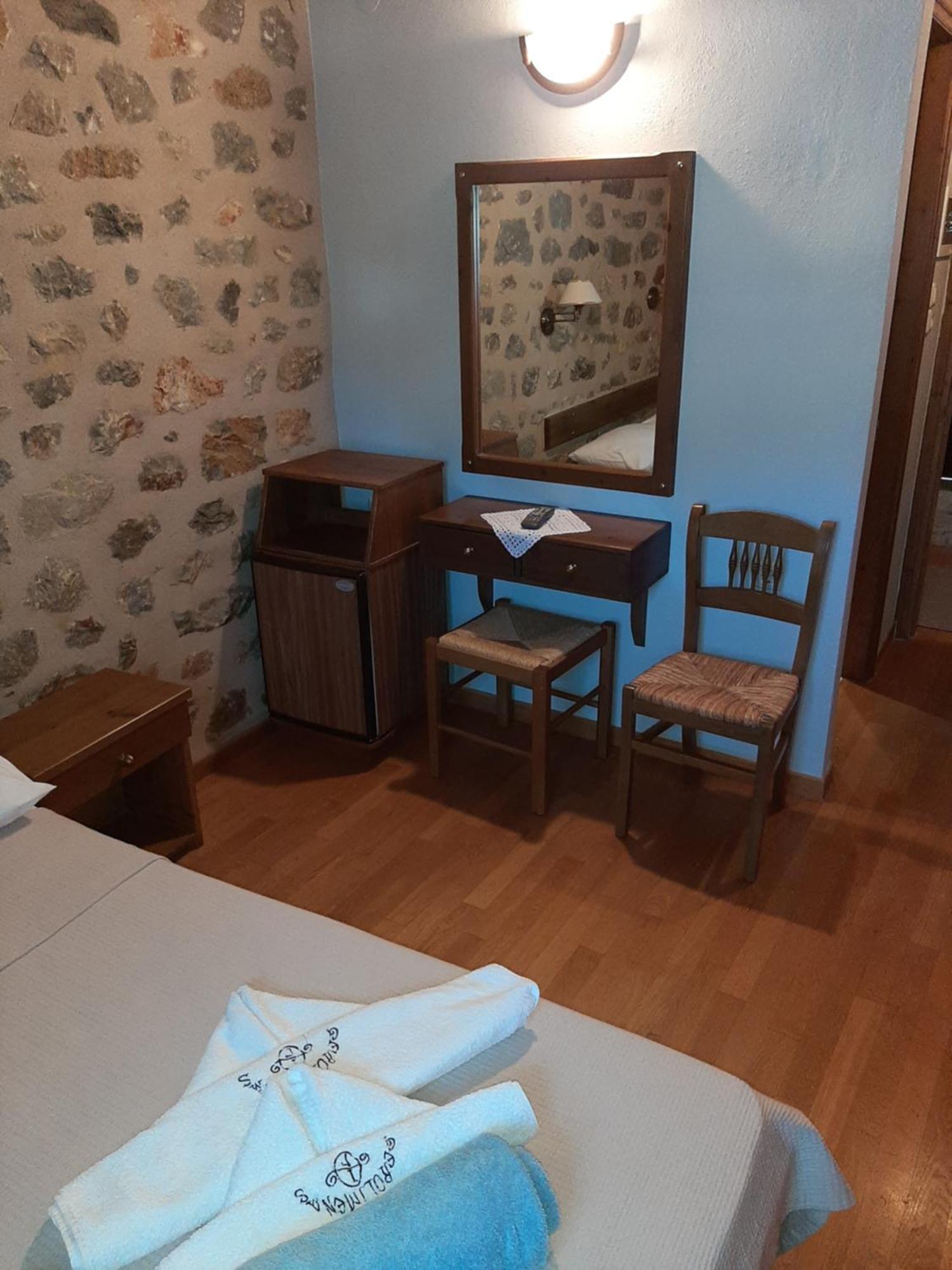 Pyrgoi Theodorakaki: O Gerolimenas Hotel Phòng bức ảnh