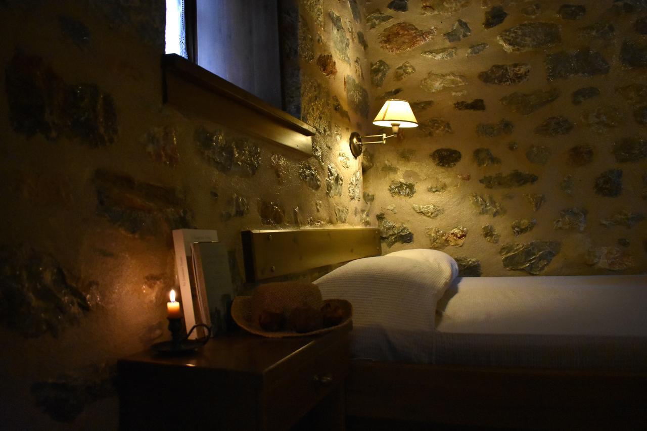 Pyrgoi Theodorakaki: O Gerolimenas Hotel Ngoại thất bức ảnh