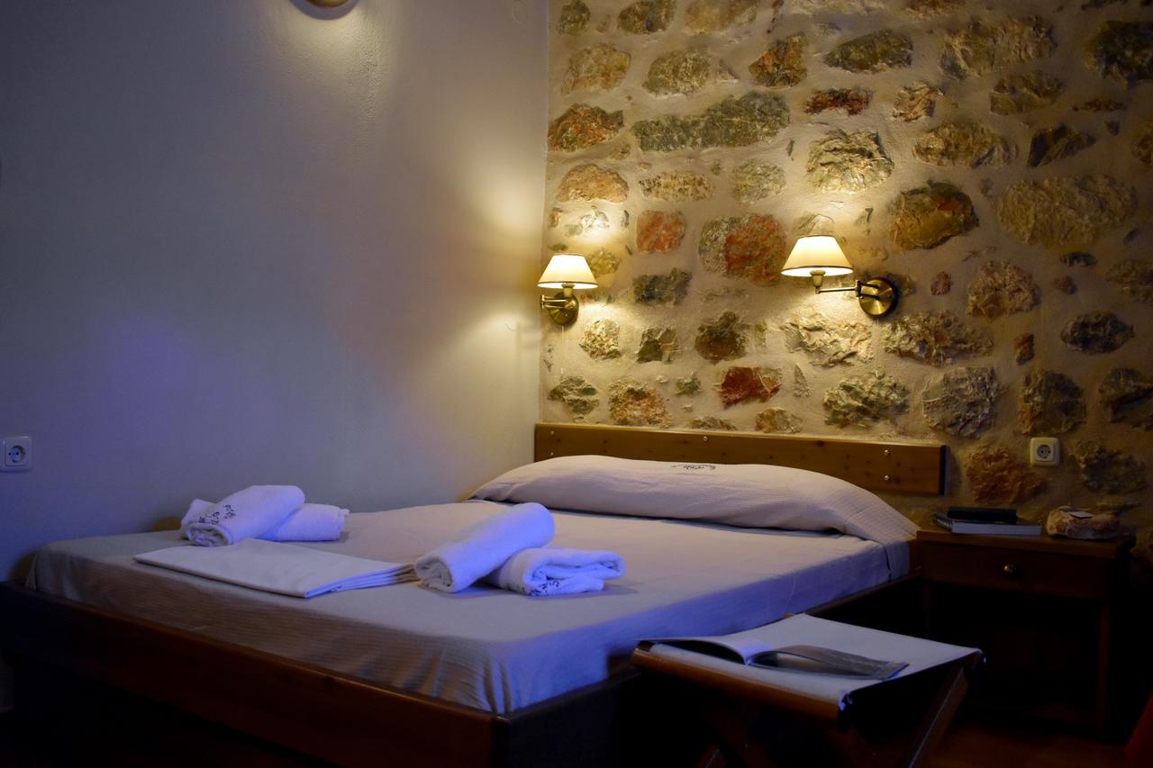 Pyrgoi Theodorakaki: O Gerolimenas Hotel Phòng bức ảnh
